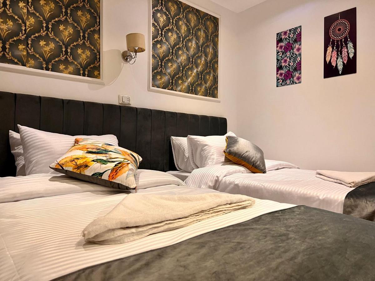 Grand Pyramids Inn Kafret el-Gabal Exteriör bild