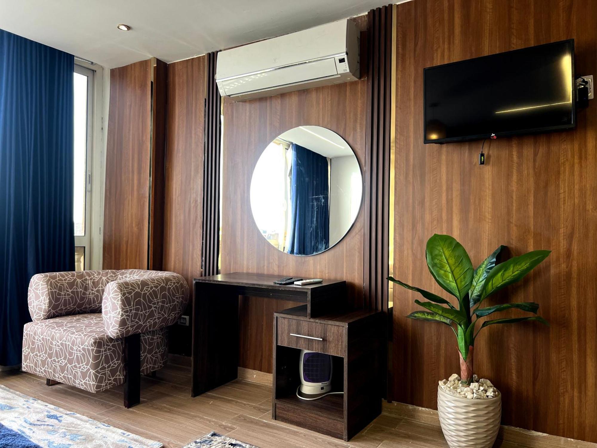 Grand Pyramids Inn Kafret el-Gabal Exteriör bild