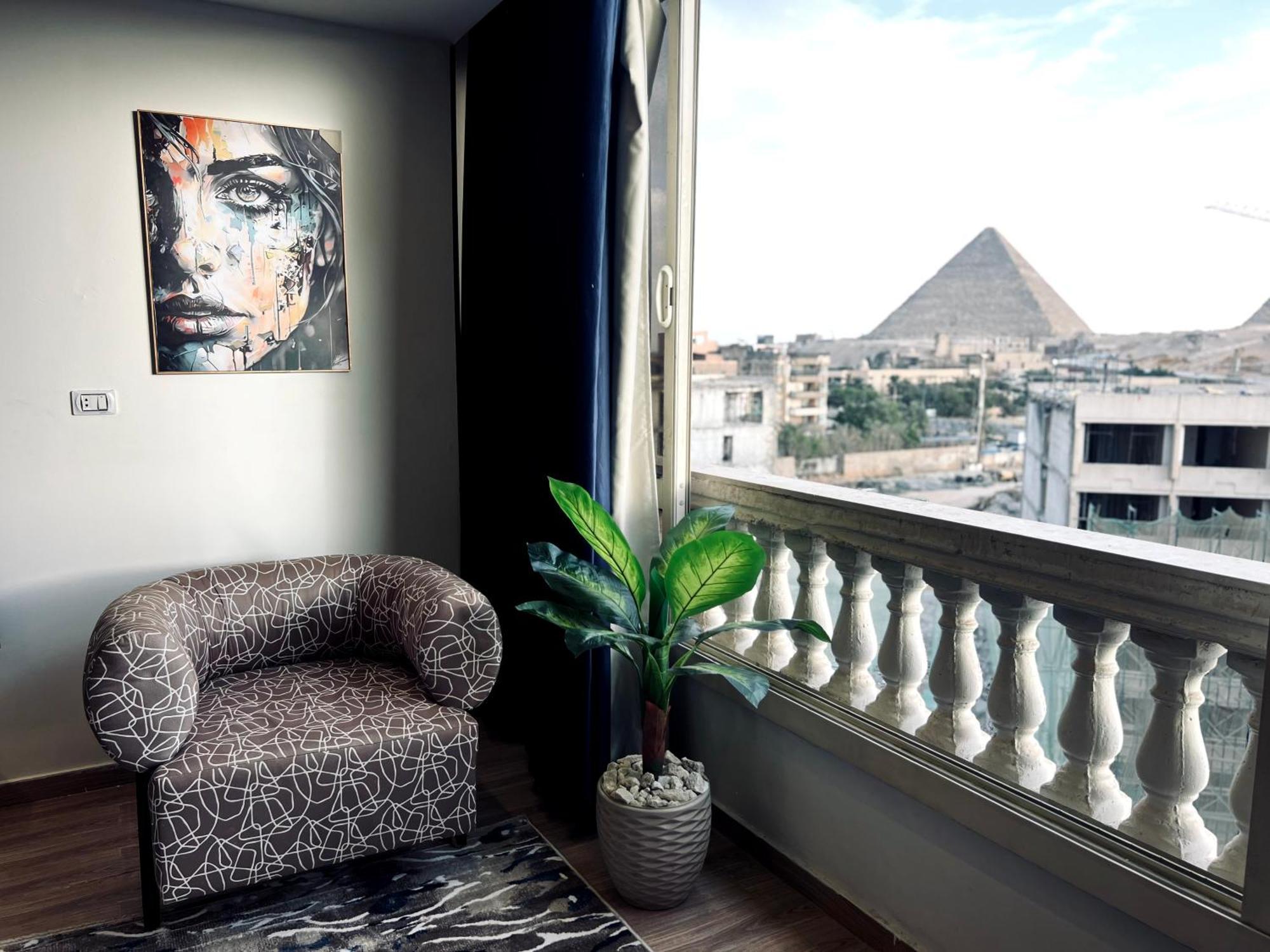 Grand Pyramids Inn Kafret el-Gabal Exteriör bild